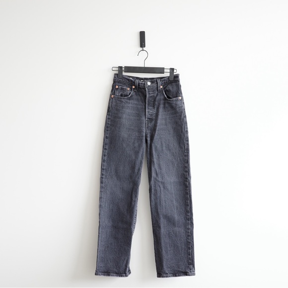 Levi's Ribcage Straight Ankle Washed Black Size US 24 - Picture 1 of 6